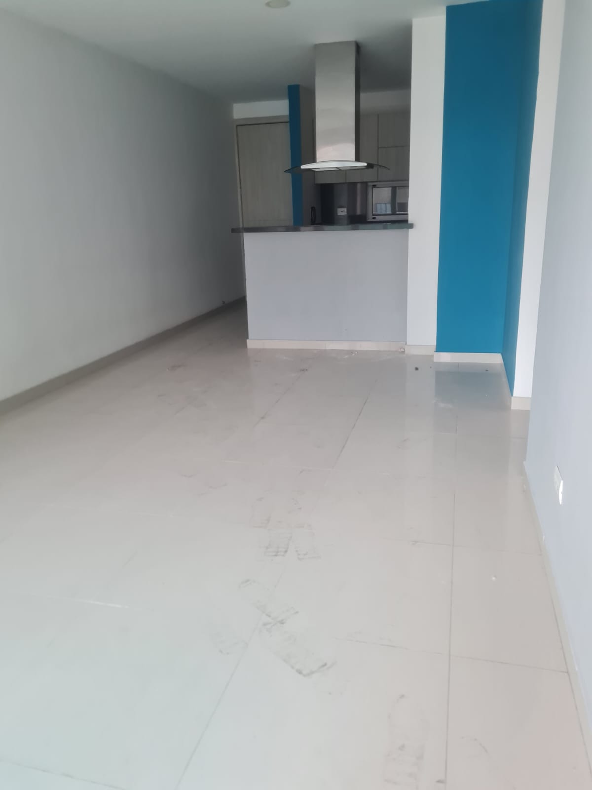 93.2 M2 1.8% MV Barranquilla Suitable Unit Bristol Poblado Neighborhood